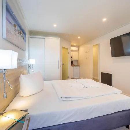 Апартаменты Waterfront *