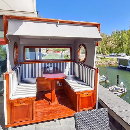 Апартаменты Waterfront *